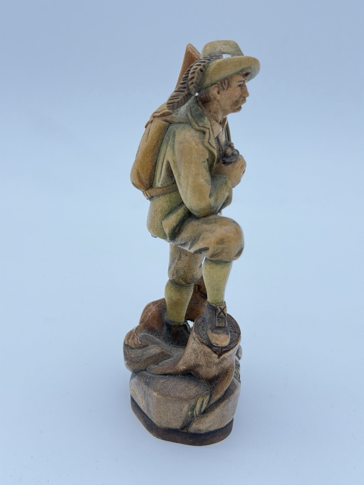 Vintage Folk Art Dolfi Italy Hand Carved Wood Figurine YAEGER DOLD 5”H