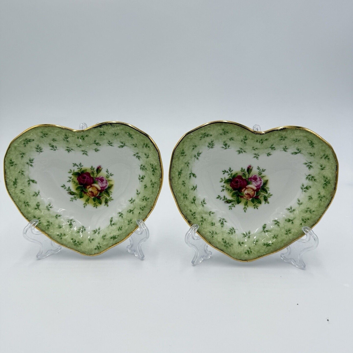 Royal Albert Old Country Roses Green rim Heart Shaped Porcelain Trinkets Set 2