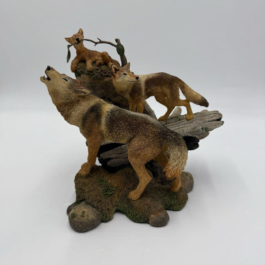 The Danbury mint Generations by Nick Bibby the spirit of the wolf sculpture