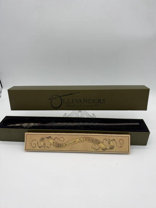 Harry Potter Interactive Ollivanders Holly 8 Wand Universal 15” Wizarding World