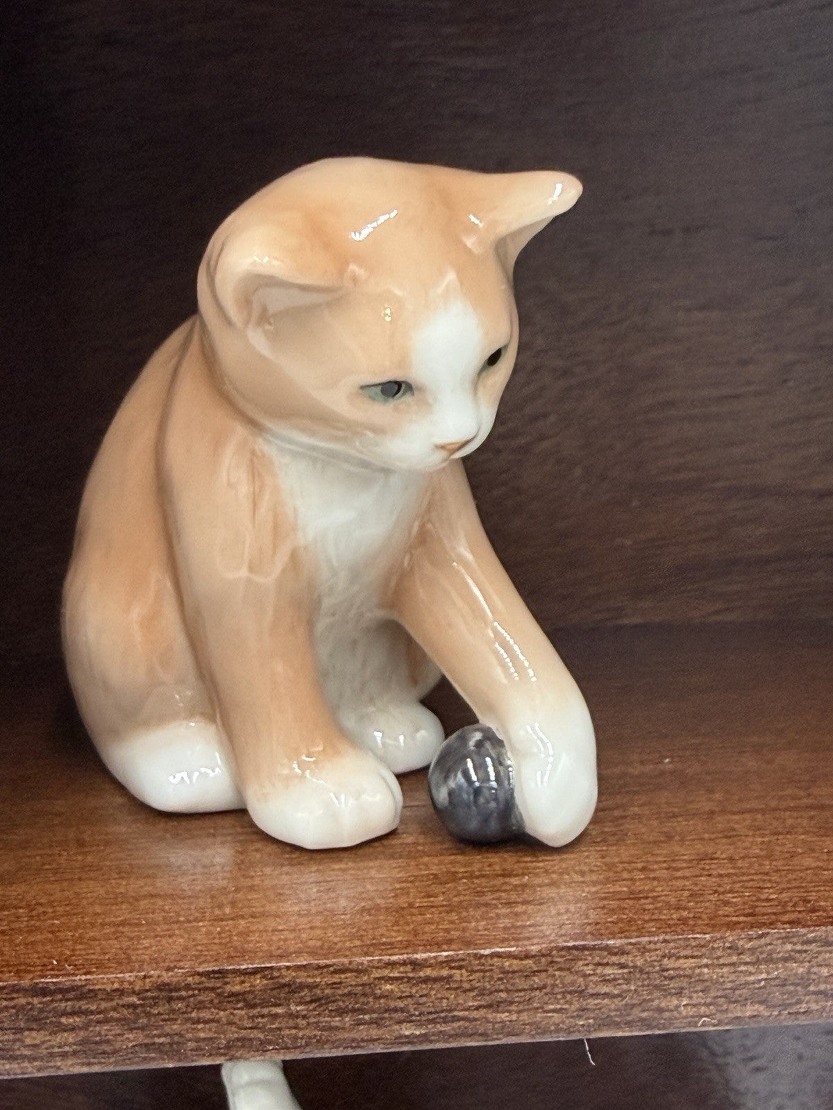 Royal Copenhagen Denmark Porcelain Cat Collection Mini Figurines Wood Shelf