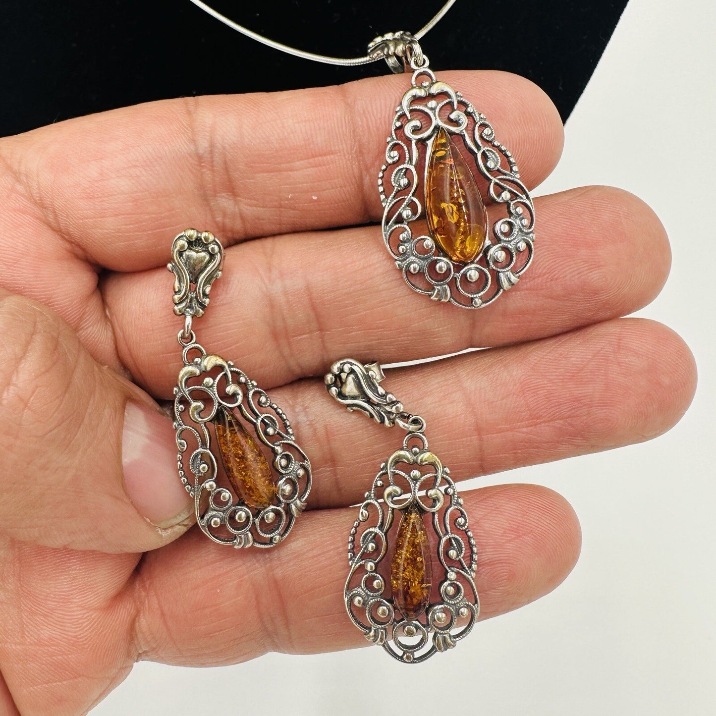 Baltic Women Jewelry Necklace Pendant Earrings Set Amber Sterling Silver Vintage