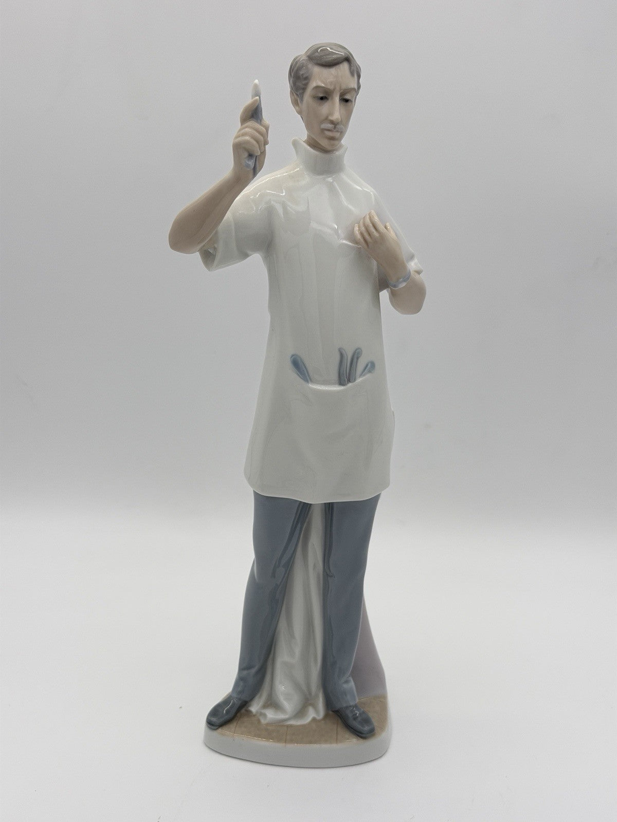 Lladro Spain Porcelain Dentist Large 14” White Painted Glossy Sculpture Figurine