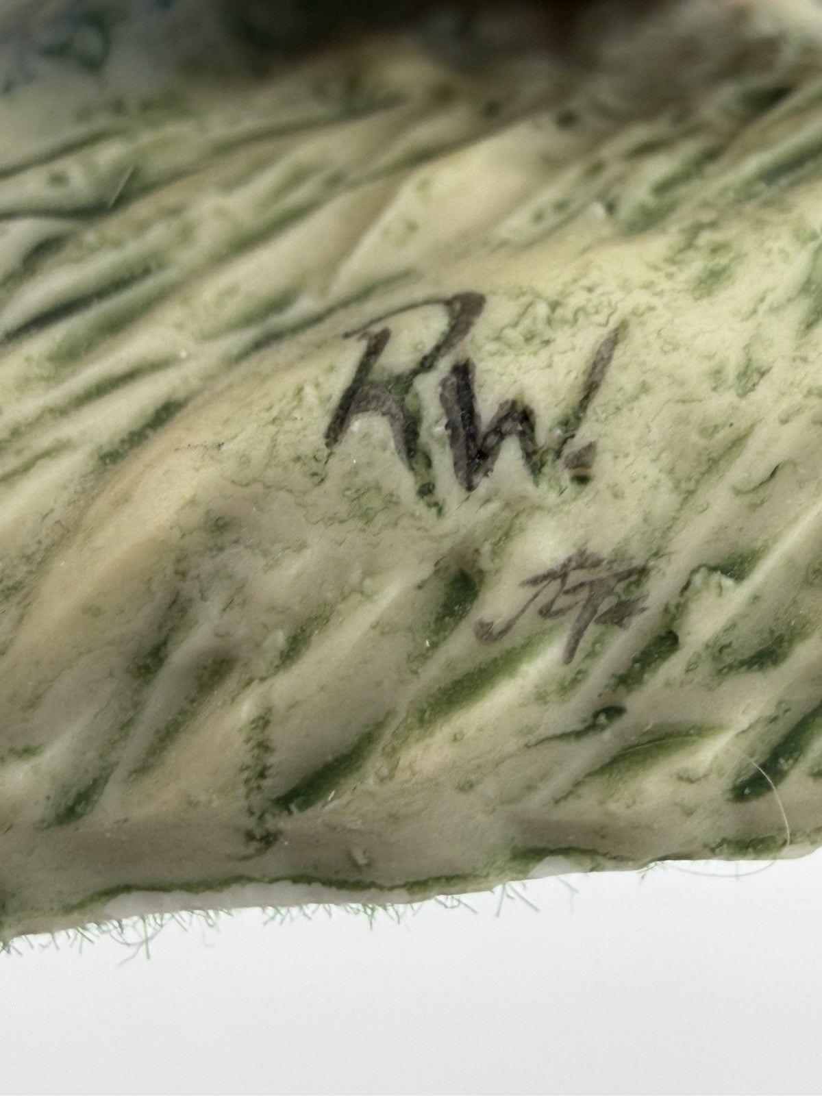 Border Arts Scotland Beatrix Potter Aunt Pettitoes Feeding the Piglets Figurine