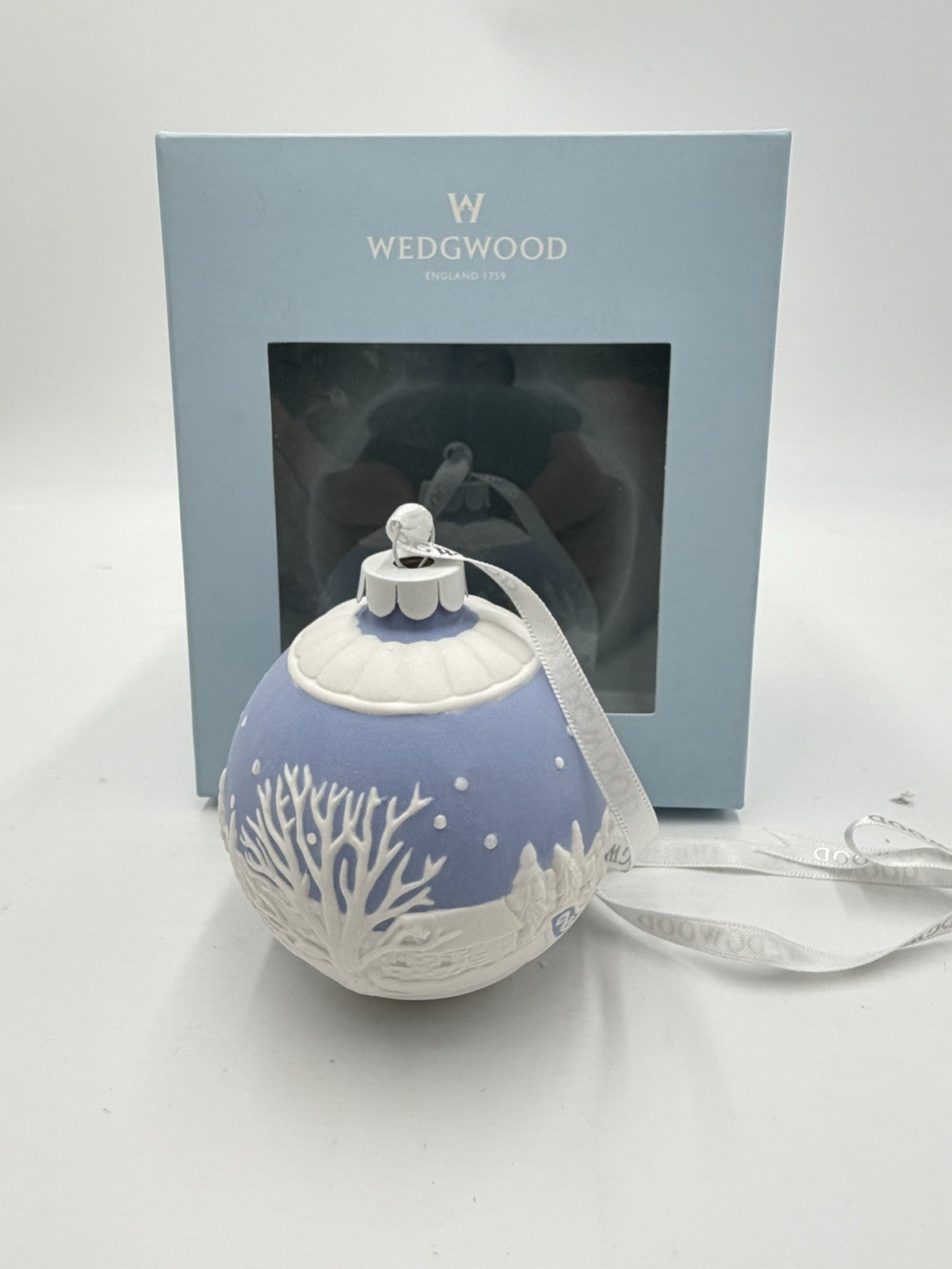 Wedgwood Jasperware Blue Sleigh Ride Santa Christmas Ball Ornament Boxed