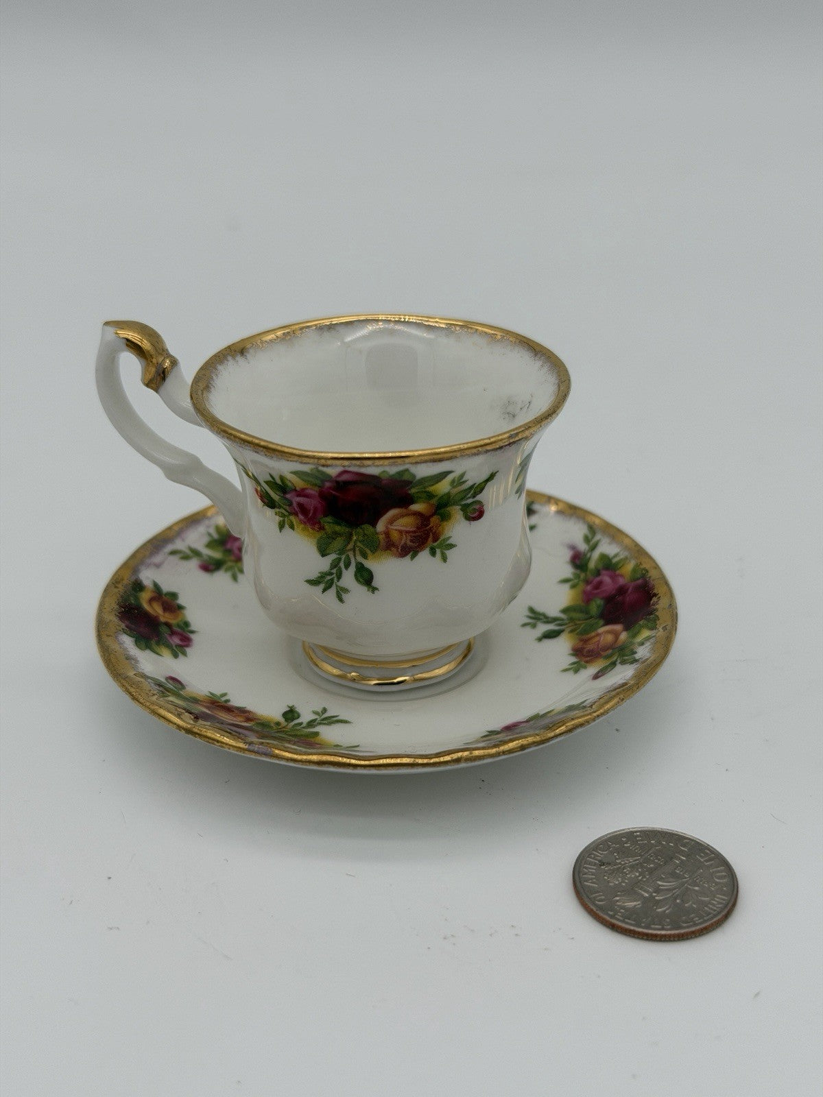 Vtg Royal Albert England Old Country Roses  Miniature Teacup & Saucer 2”H