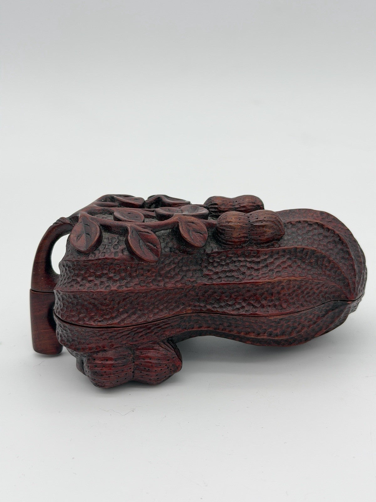 Antique Karaki Karinga Wood Carved Folk Art Peanut Shape Lidded Box Japan