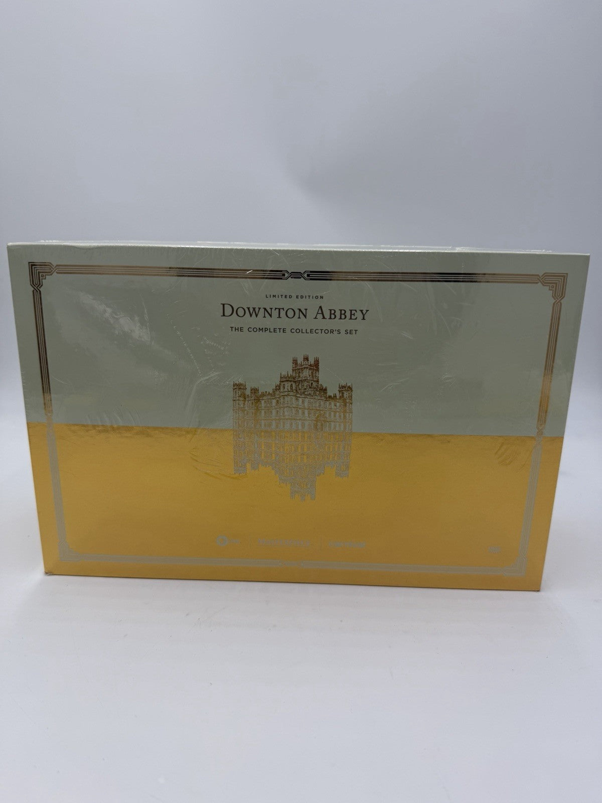 Dowton Abbey Limited Edition Complete Collectors DVD Set Plus Coasters Booklet