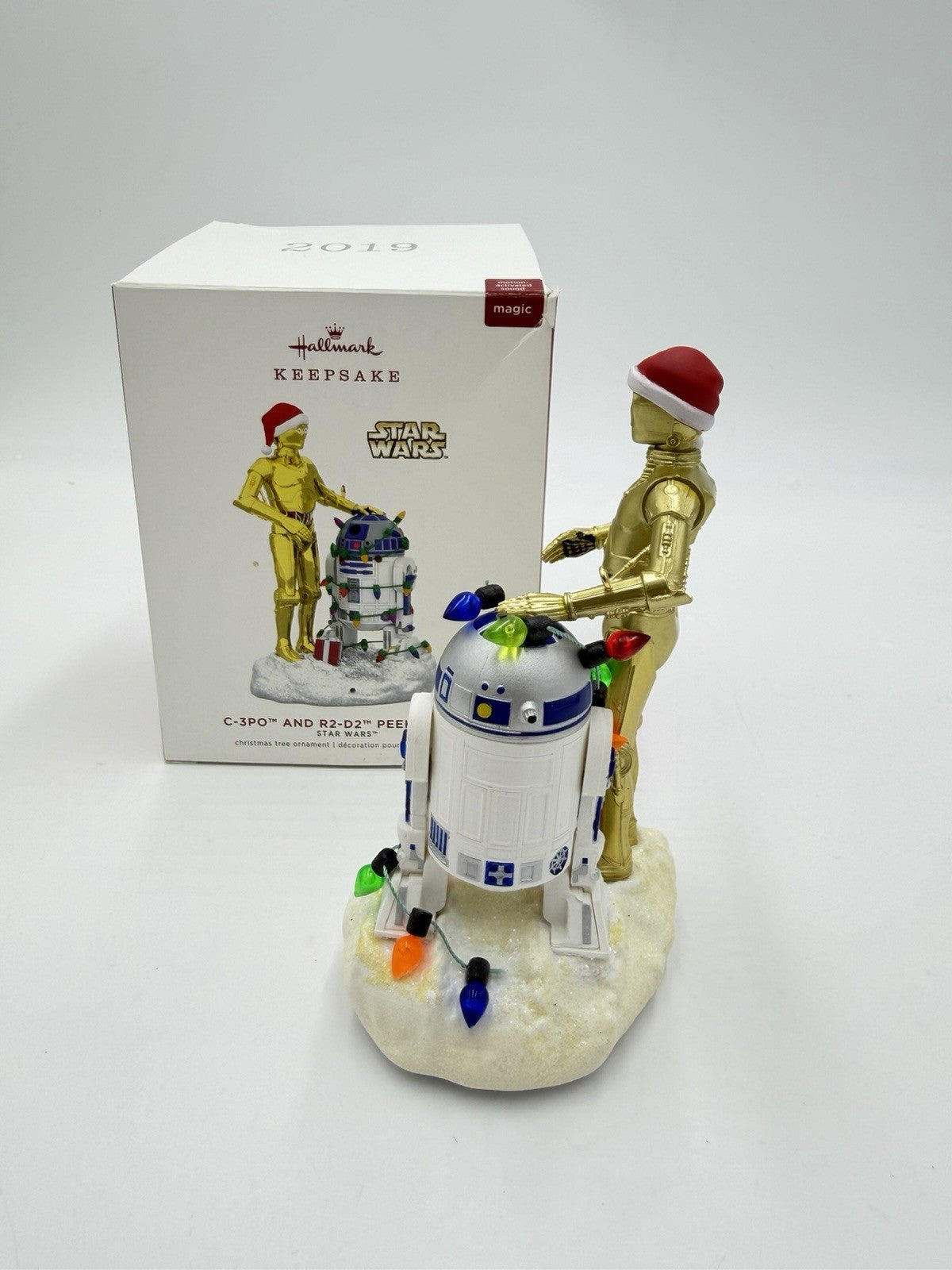 Hallmark Star Wars C-3PO &R2-D2 Droids Peekbuster Motion Activated Ornament 2019