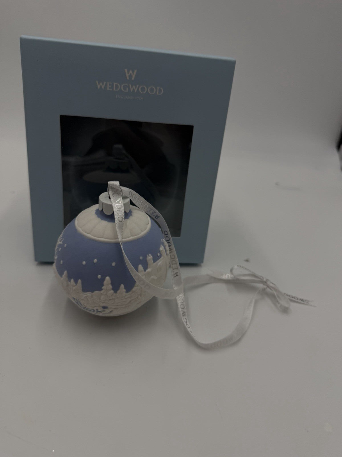 Wedgwood Jasperware Blue Sleigh Ride Santa Christmas Ball Ornament Boxed