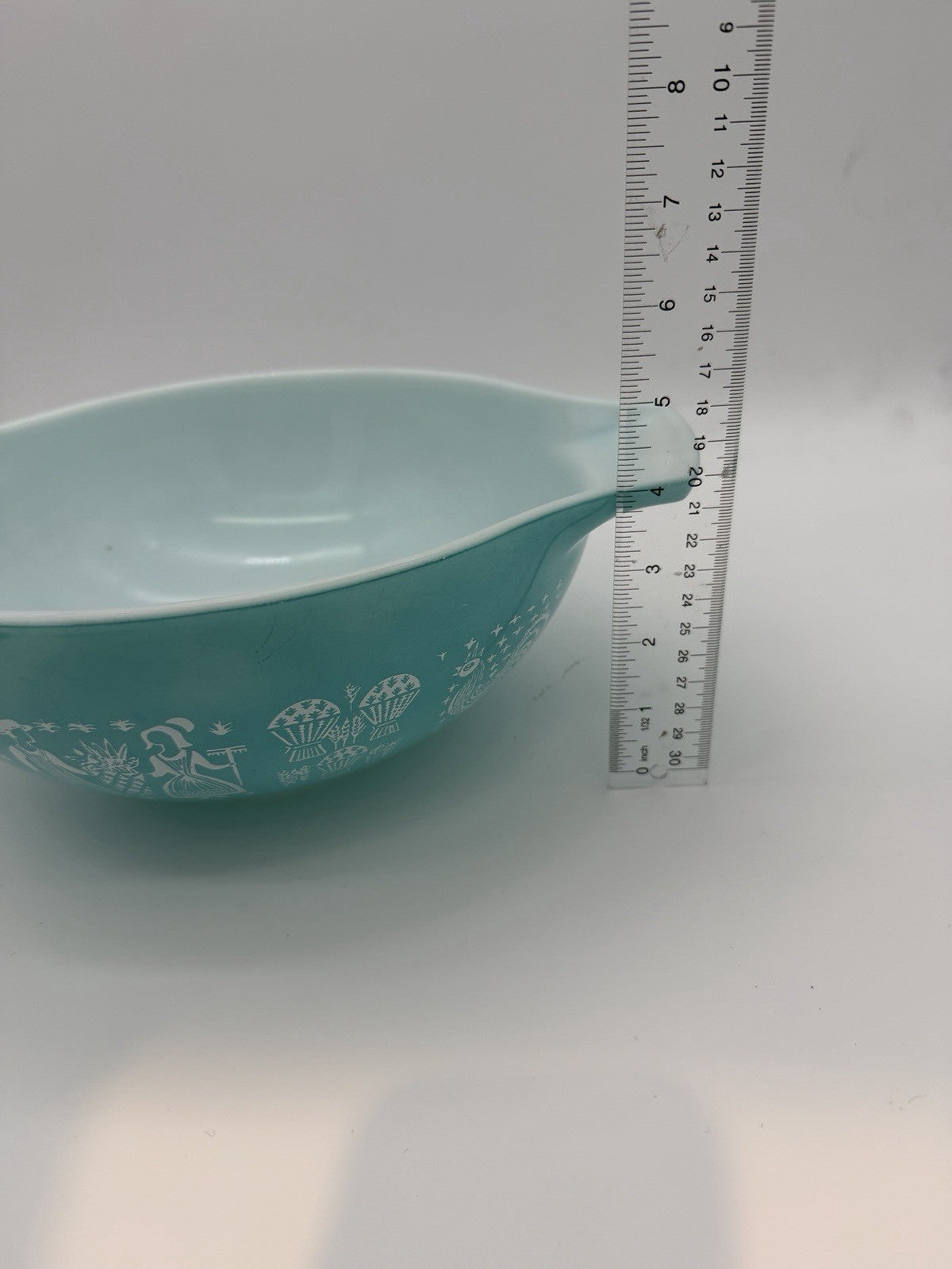PYREX Amish Butterprint Cinderella 4 Qt Turquoise Mixing Bowl #444 Vintage Glass
