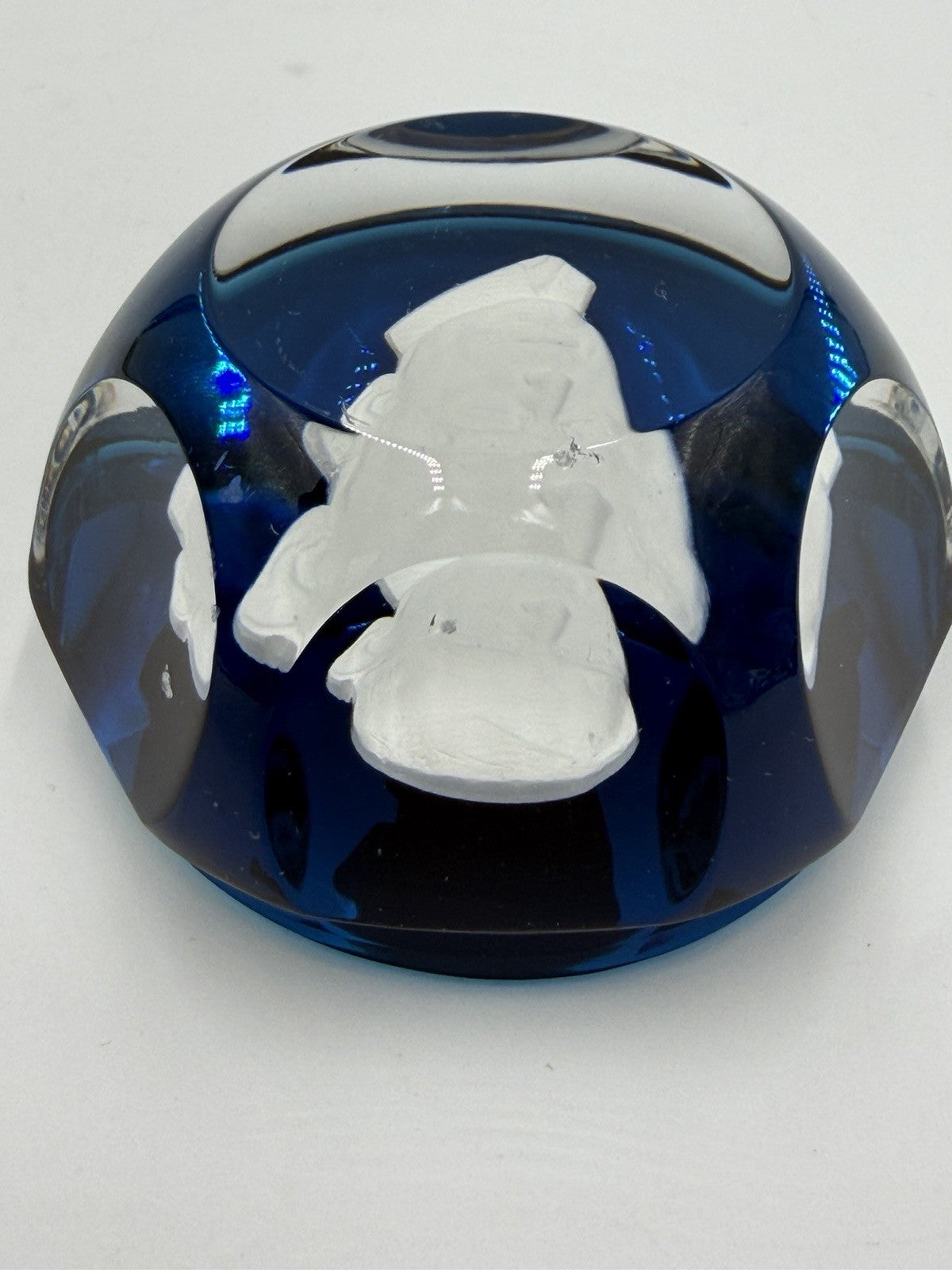 Baccarat Crystal France Blue Cut WOODROW WILSON Sulphide Paperweight Faceted