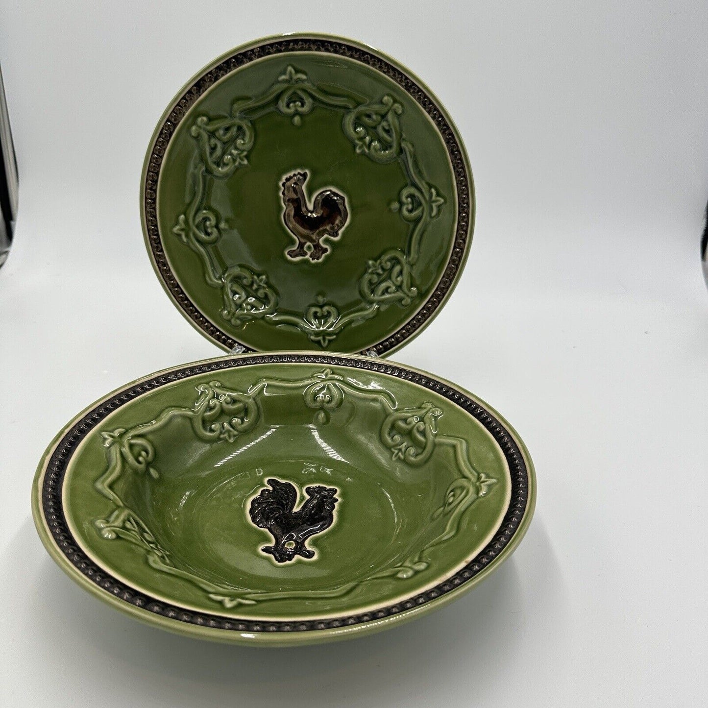 Cracker Barrel Bowl and Plate Set Elegant Rooster Green 9 5/8in X 2in Rimmed