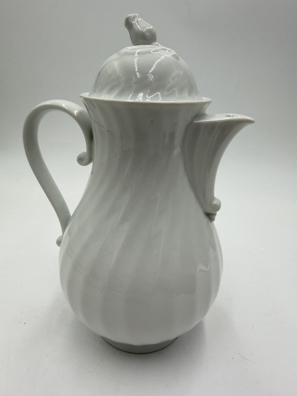 Vintage Large Kaiser Porcelain Germany White Swirl Coffee Pot 9.5”H
