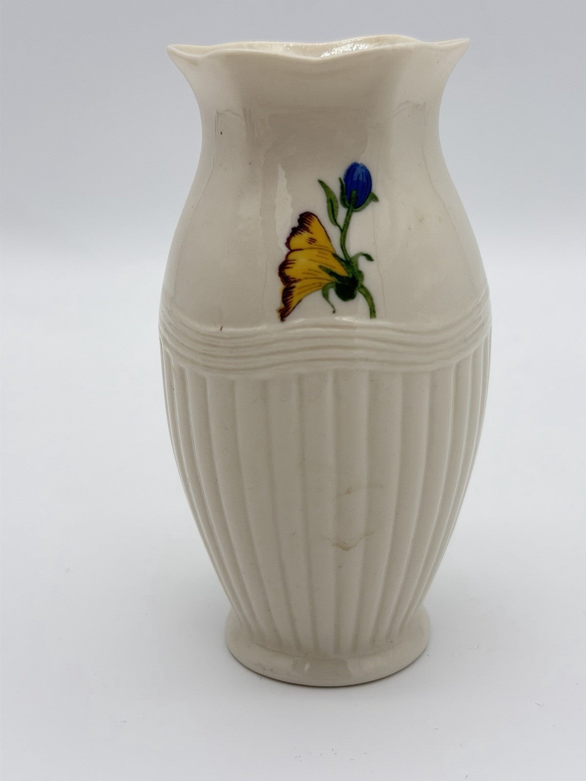 Belleek Ireland Porcelain Enchanted Garden Pansy Vase Millennium 2000 Painted 5”