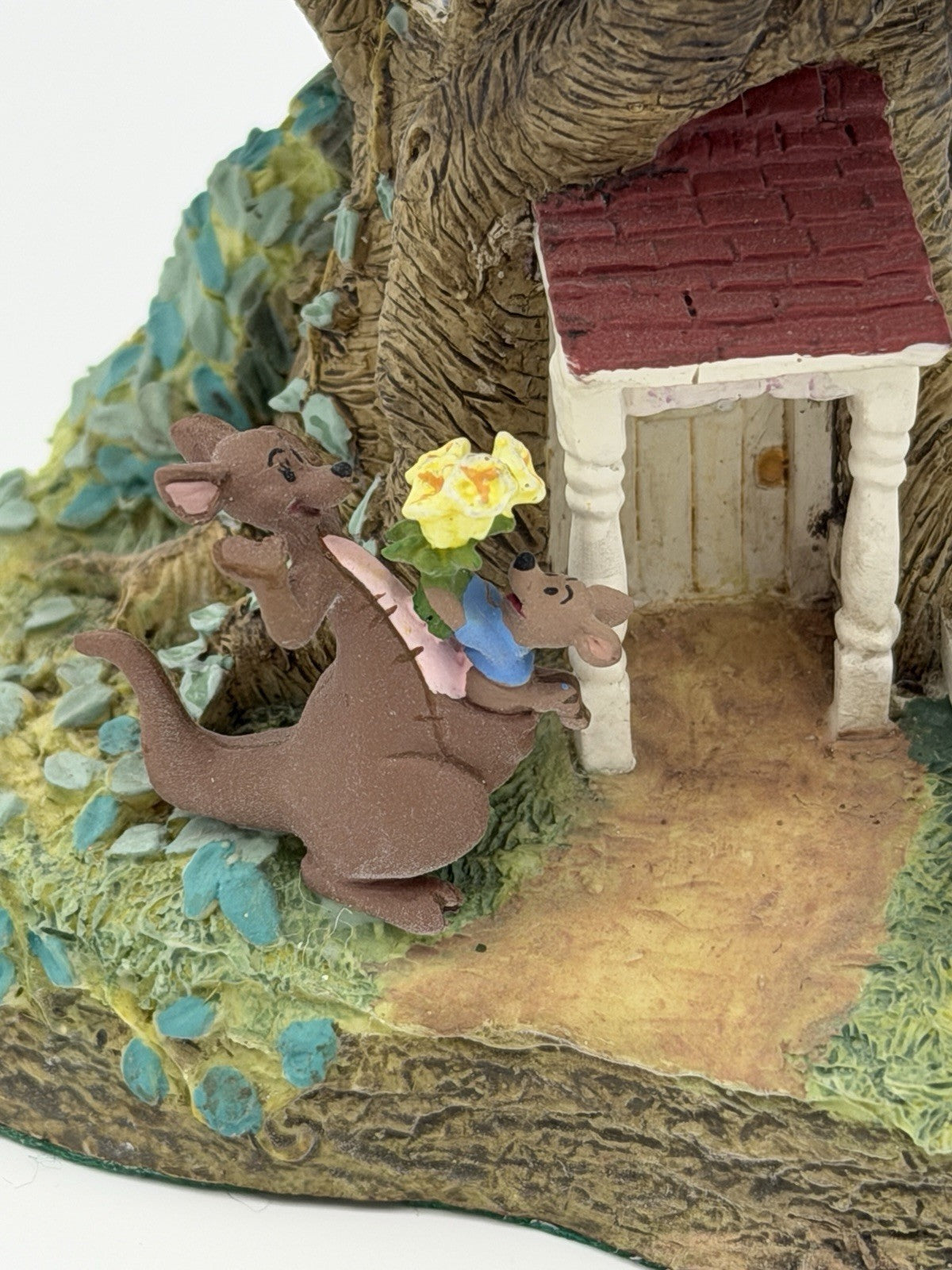Danbury Mint At Home In Hundred Acre Wood  Kanga & Roo's House Disney Figurine