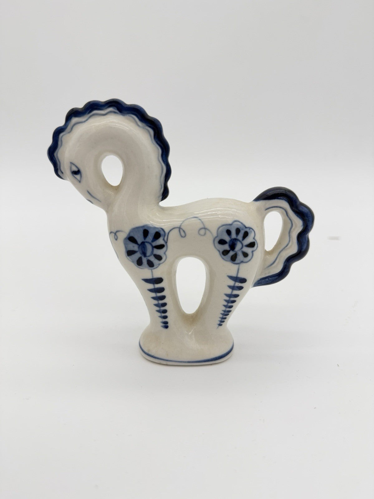 Vtg USSR Art Pottery Gzhel Russia Porcelain White /blue Floral Horse Figurine