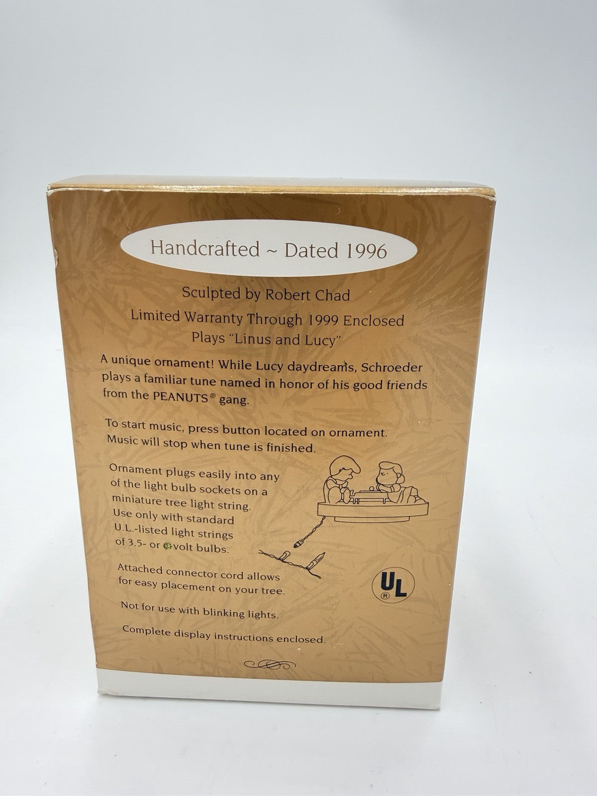 Hallmark Peanuts Schroeder and Lucy 1996 Magic Music Christmas Ornament Piano