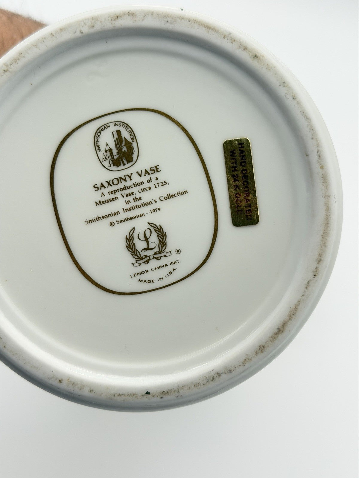 Lenox Porcelain USA SMITHSONIAN COLLECTION Saxony Vase Floral 11”H Vintage