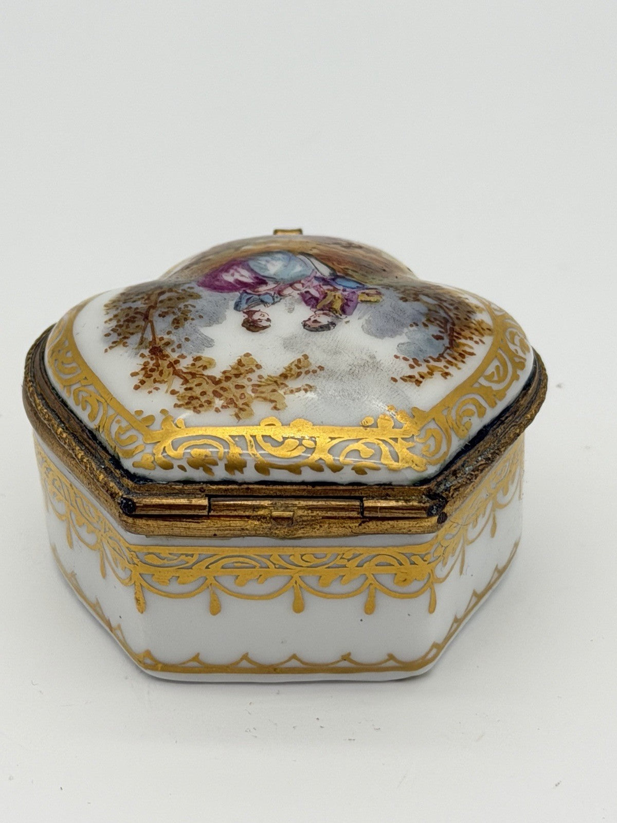 17th C Meissen Hand Painted Porcelain Trinket Box Germany Victorian Small