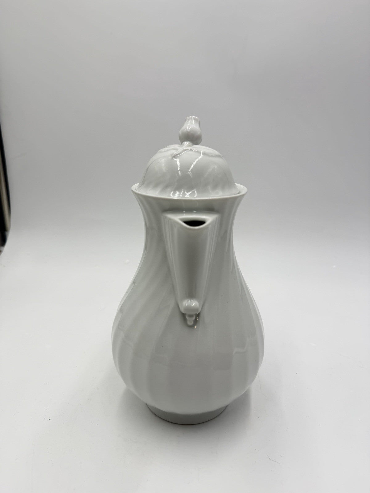 Vintage Large Kaiser Porcelain Germany White Swirl Coffee Pot 9.5”H
