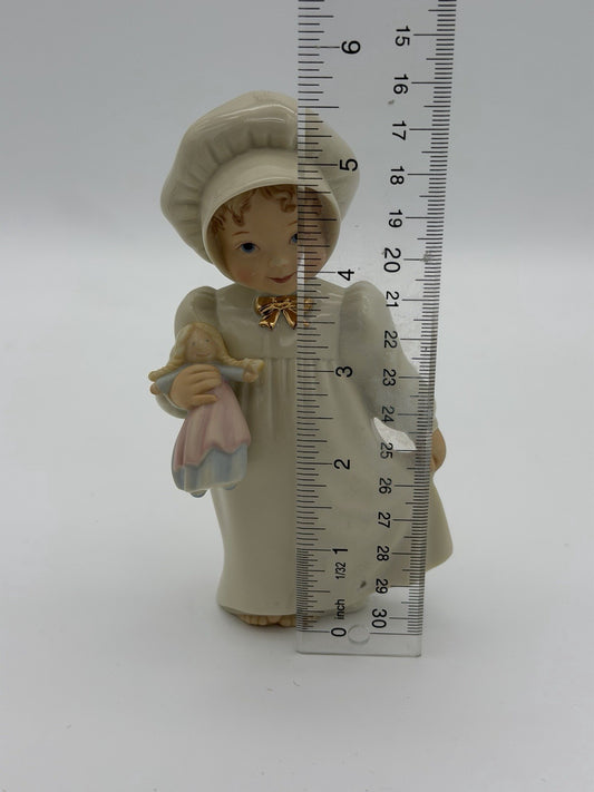 Lenox Porcelain USA Barefoot Blessing Girl W/Doll  Sharing Secrets 5” Figurine