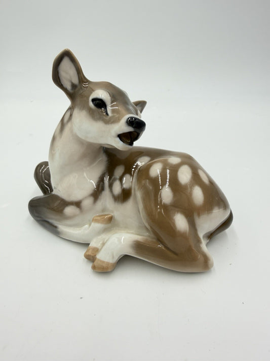 Vintage Royal Copenhagen porcelain #2609 Denmark Deer Fawn Figurine 5”Hx6”