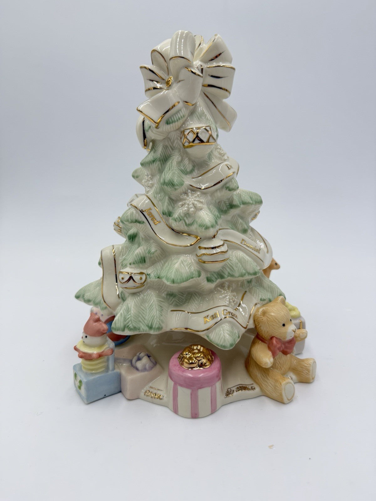 LENOX Porcelain Holiday Traditions Christmas Tree Note Prewritten Names 8.5”H