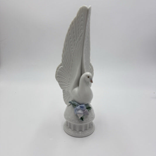 Lladro Spain Porcelain Message Of Peace Tree Top Dove Figurine Christmas