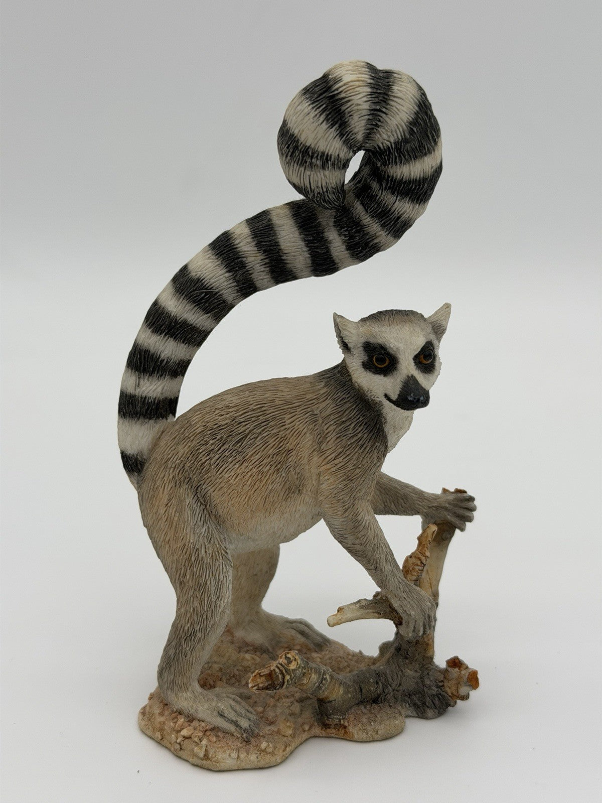 Country Artists England Painted Vtg 5”HWorld Ringtail Lemur Solitary Figurine