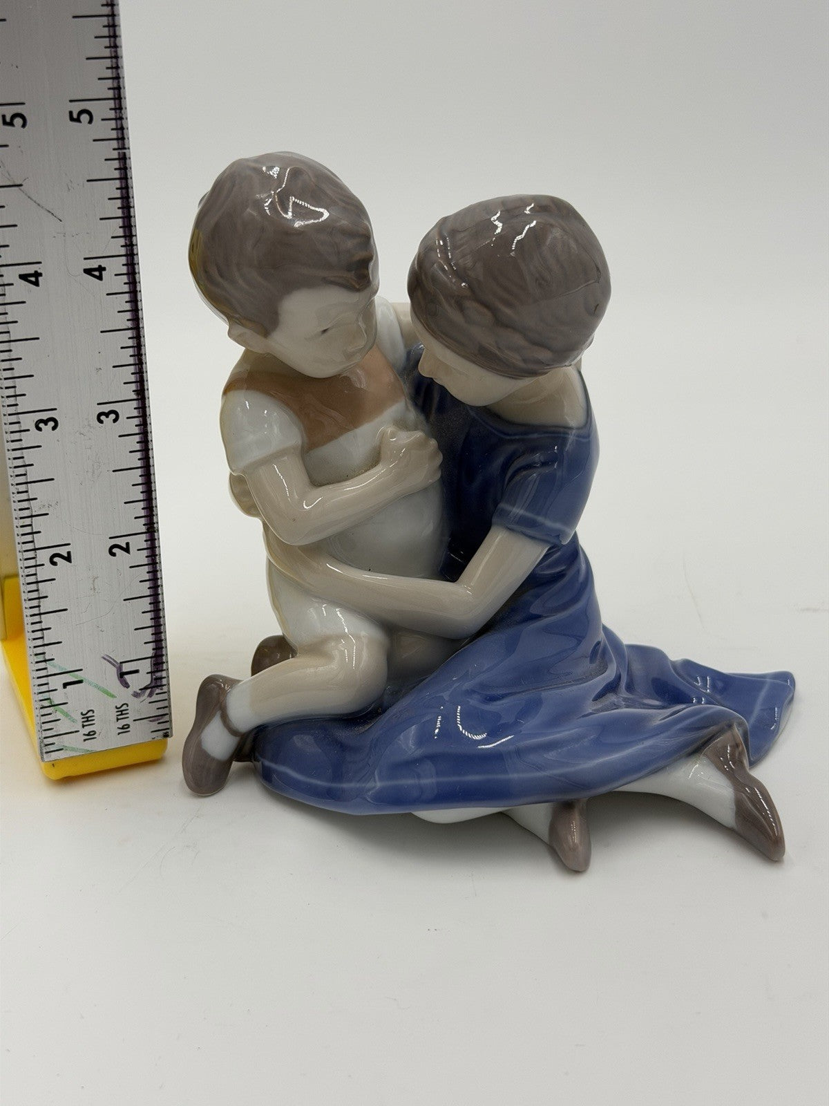 B & G Bing Grondahl  Boy & Girl Sibling Love 1568 Porcelain Figurine Denmark