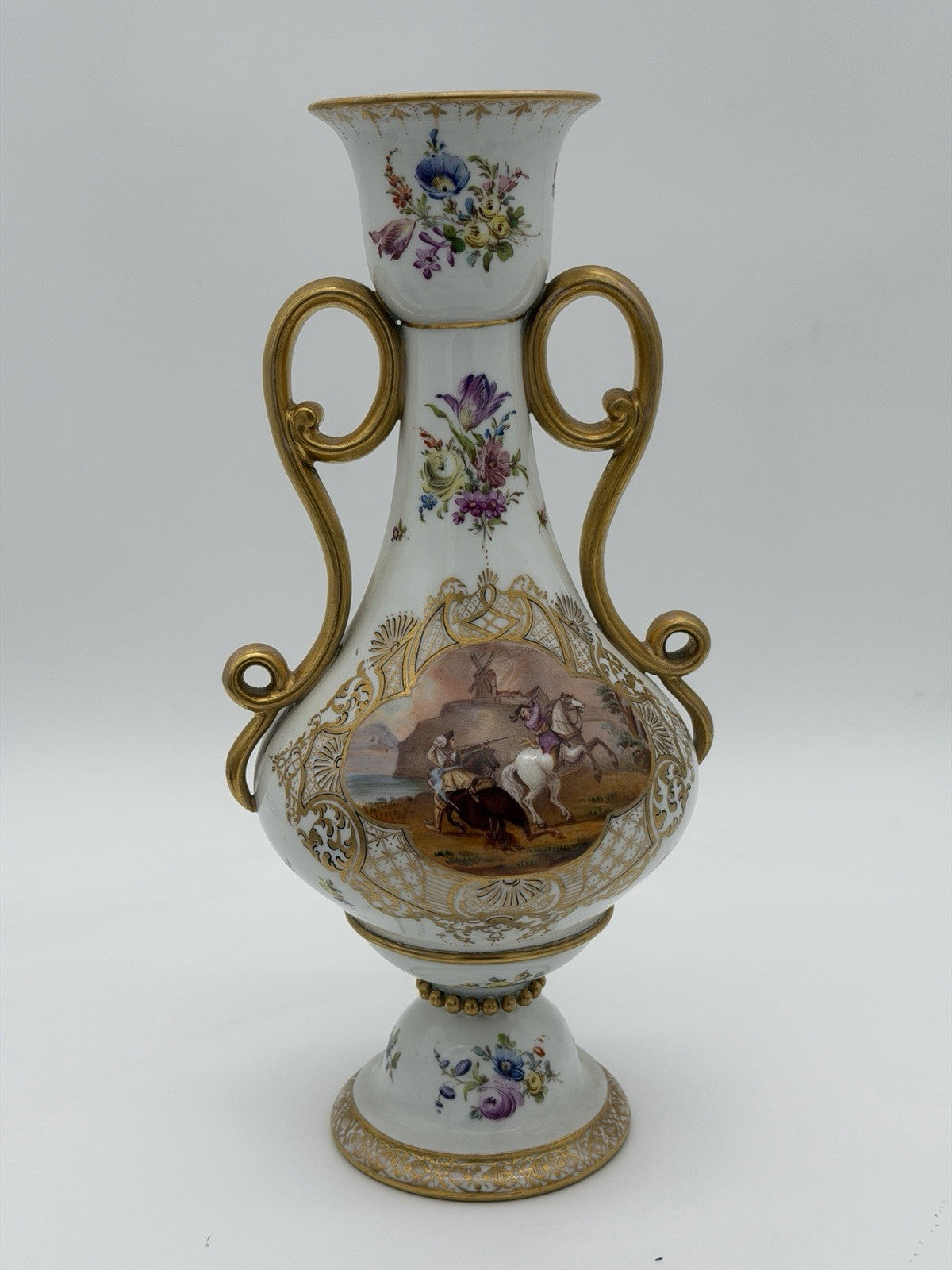 Antique Meissen Porcelain Amphora Double Handle Painted Horses Battle Vase 12”H