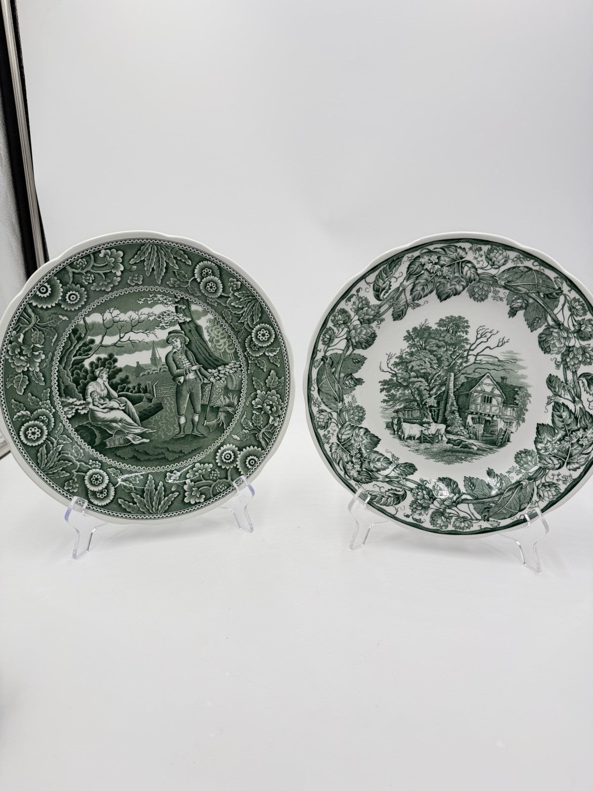 Spode England Porcelain Archive Collection Woodman & Rural Scenes Dinner Plates