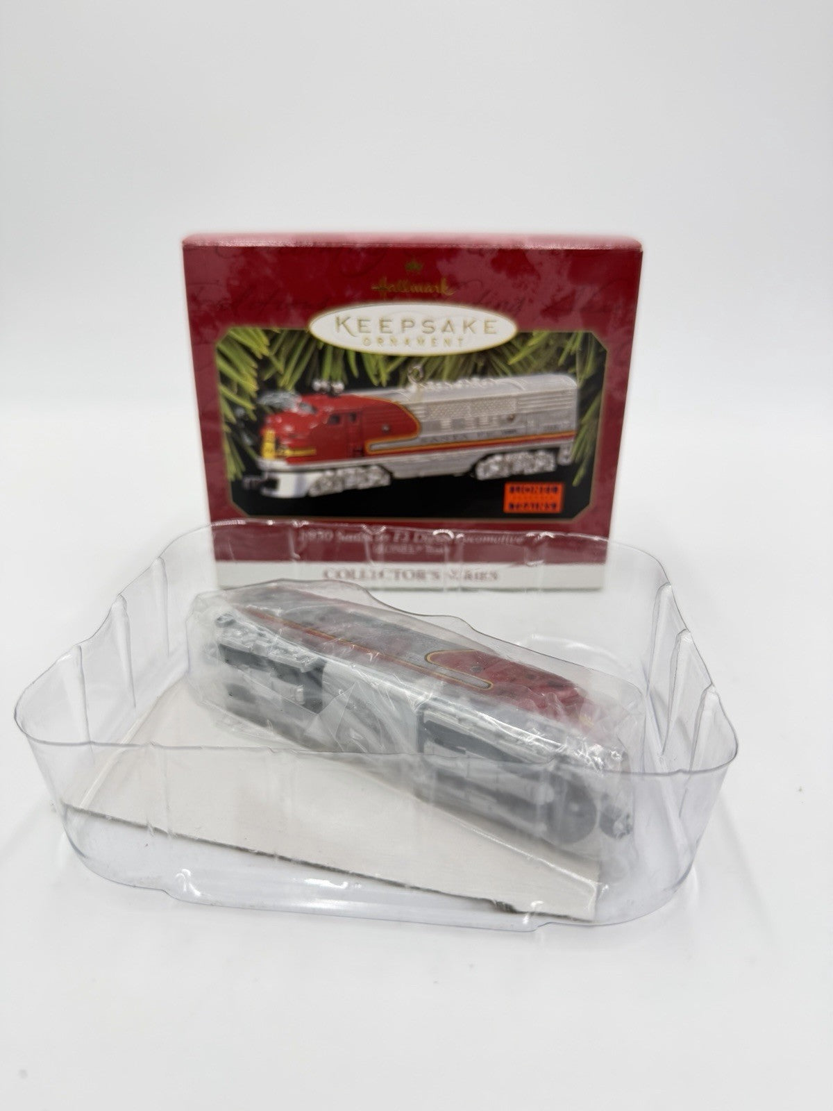 Hallmark Lionel 1950 Santa Fe F3 Diesel Locomotive Train Ornament 1997 New