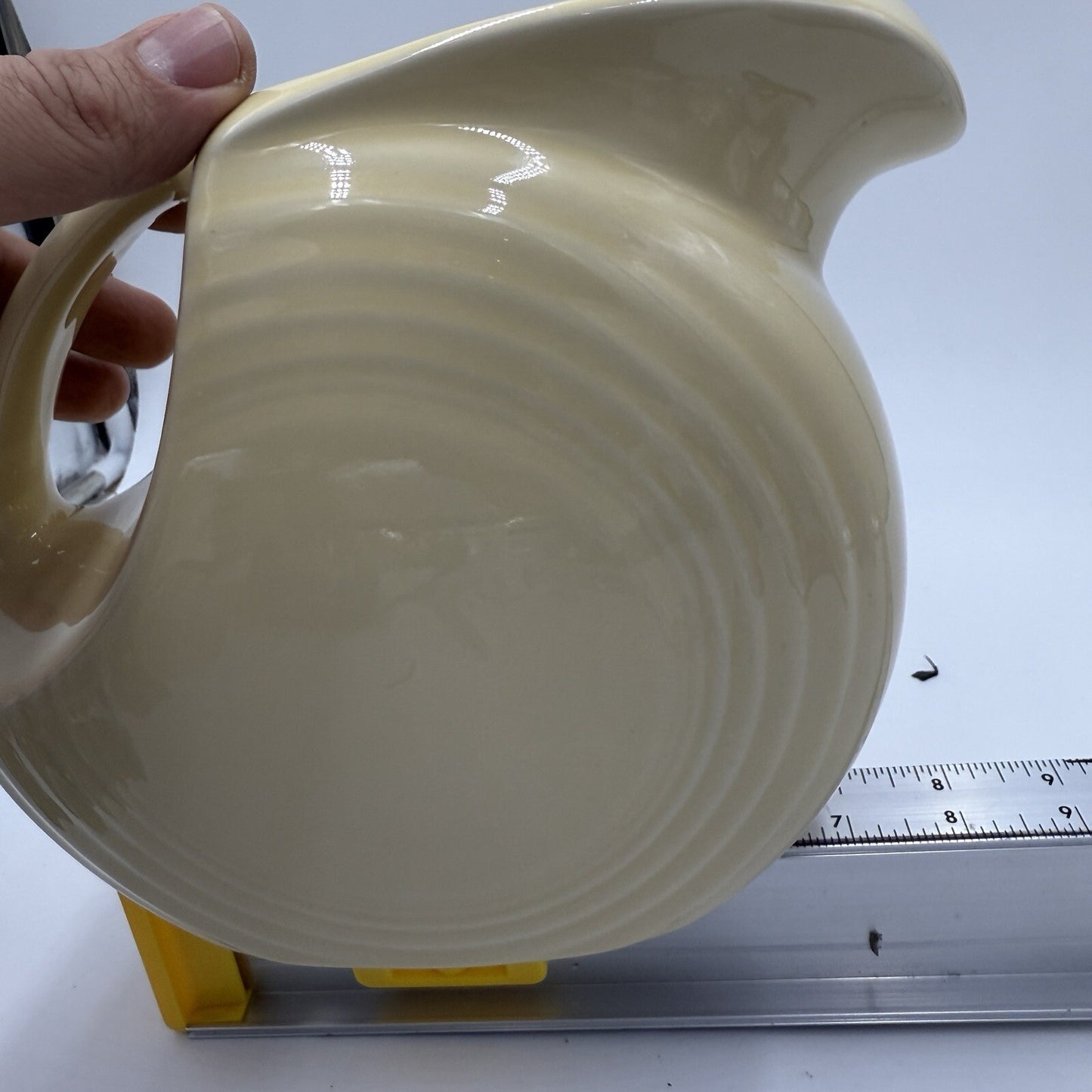 Fiestaware Vintage USA Disc Water Pitcher Original Ivory Fiesta Large 7in x 8in