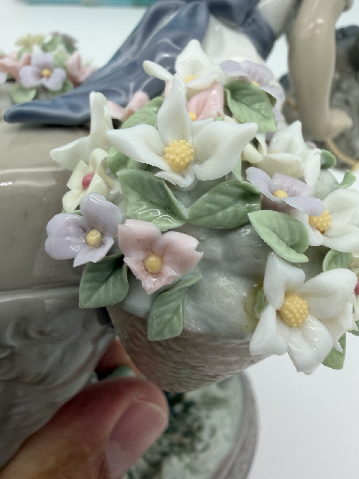 LLADRO Spain Porcelain Look At Me Girl On Donkey Figurine (missing Flowers)