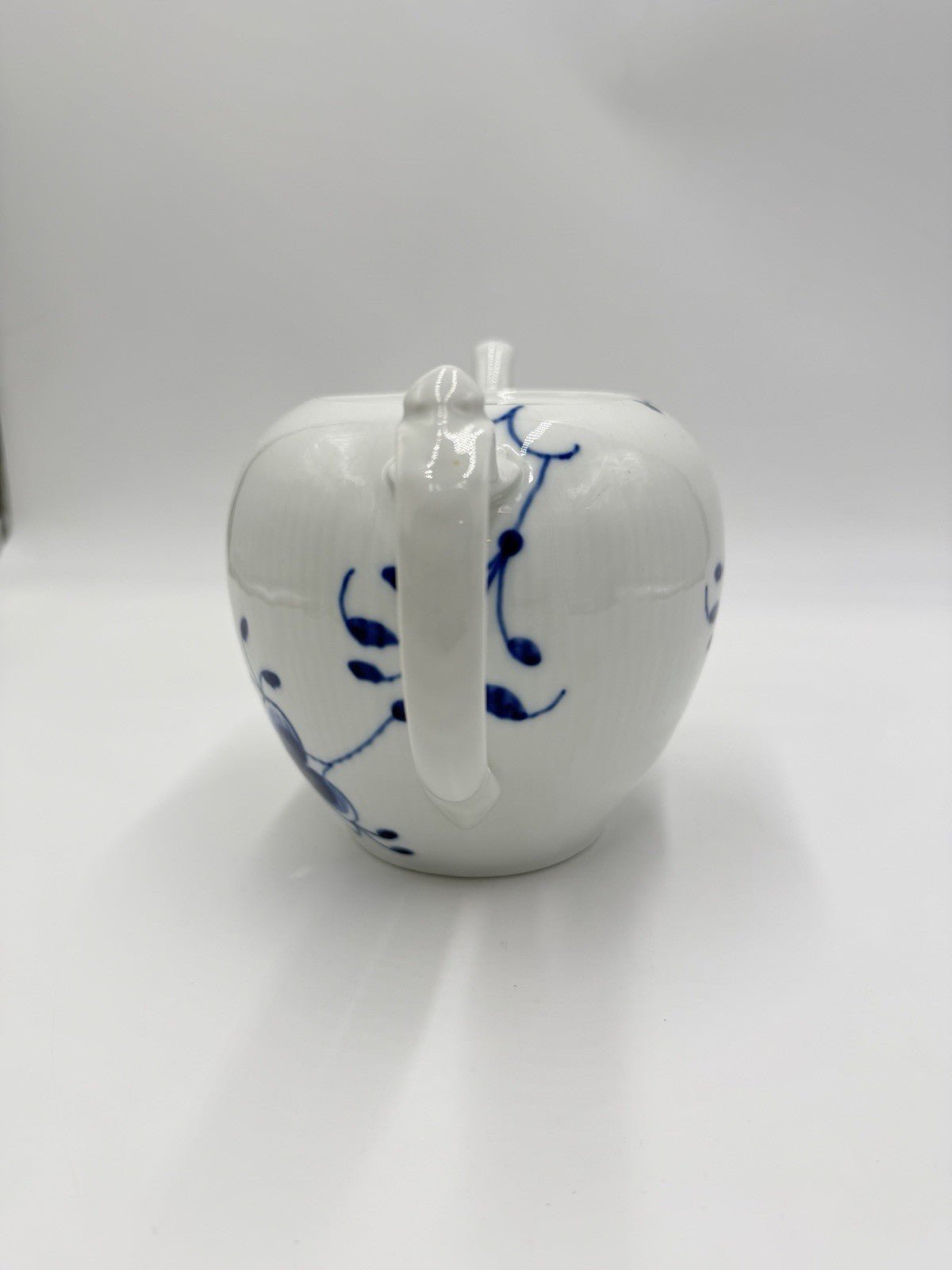 Royal Copenhagen Blue Fluted Mega Teapot CLX # 143 Porcelain Denmark (no Lid)