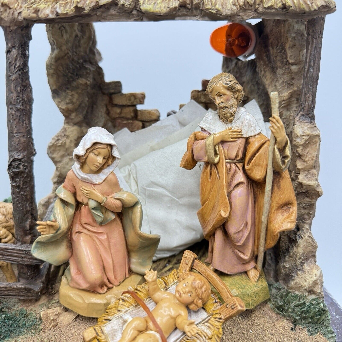 Fontanini 2001 5” Heirloom Nativity 6 Piece Italy & Lighted Stable # 54503 COA