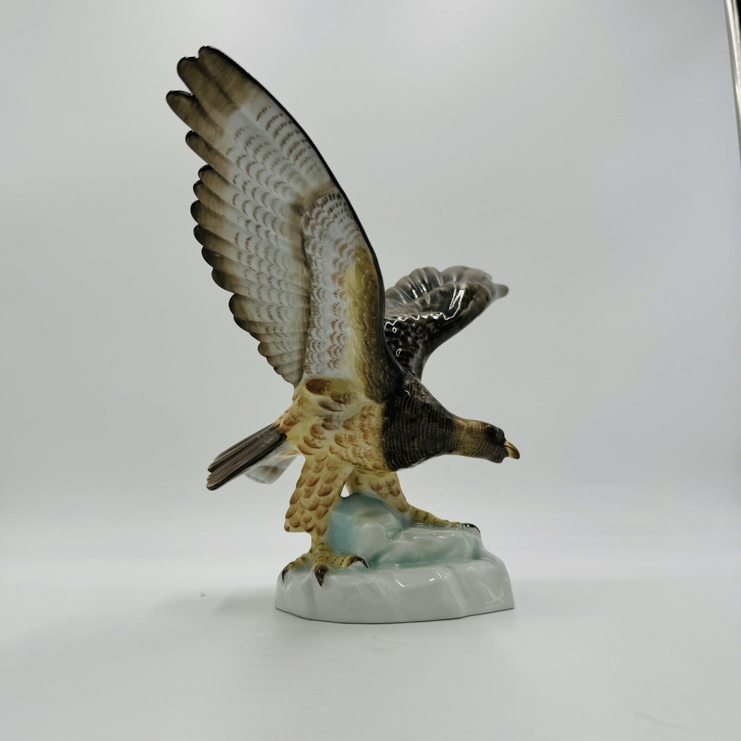 Herend Turul Eagle on Rock Wings Porcelain Spread Out Figurine 5057 Hungary