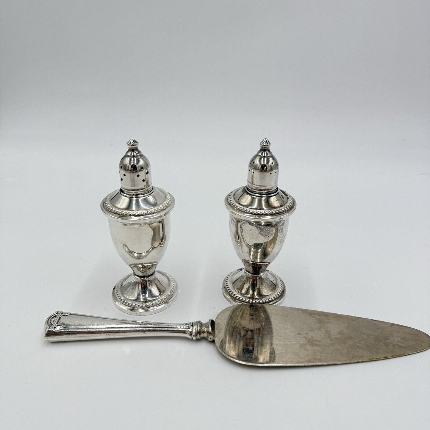 Vintage Sterling Silver Salt &Pepper Shakers Cake Server Duchin Creation Set