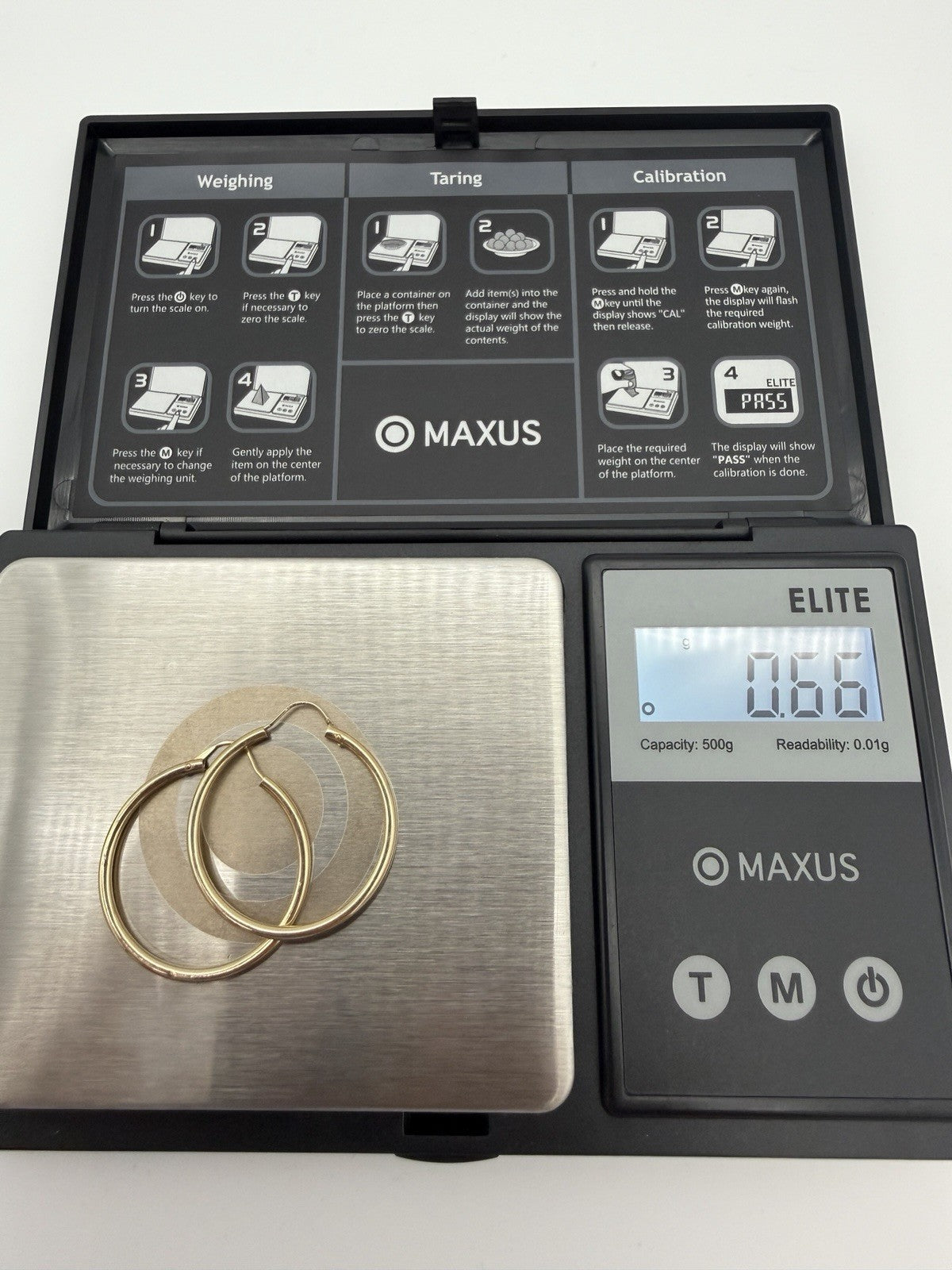14K Yellow Gold Hoop Style Pierced Earrings  0.6 Grams 1”diameter