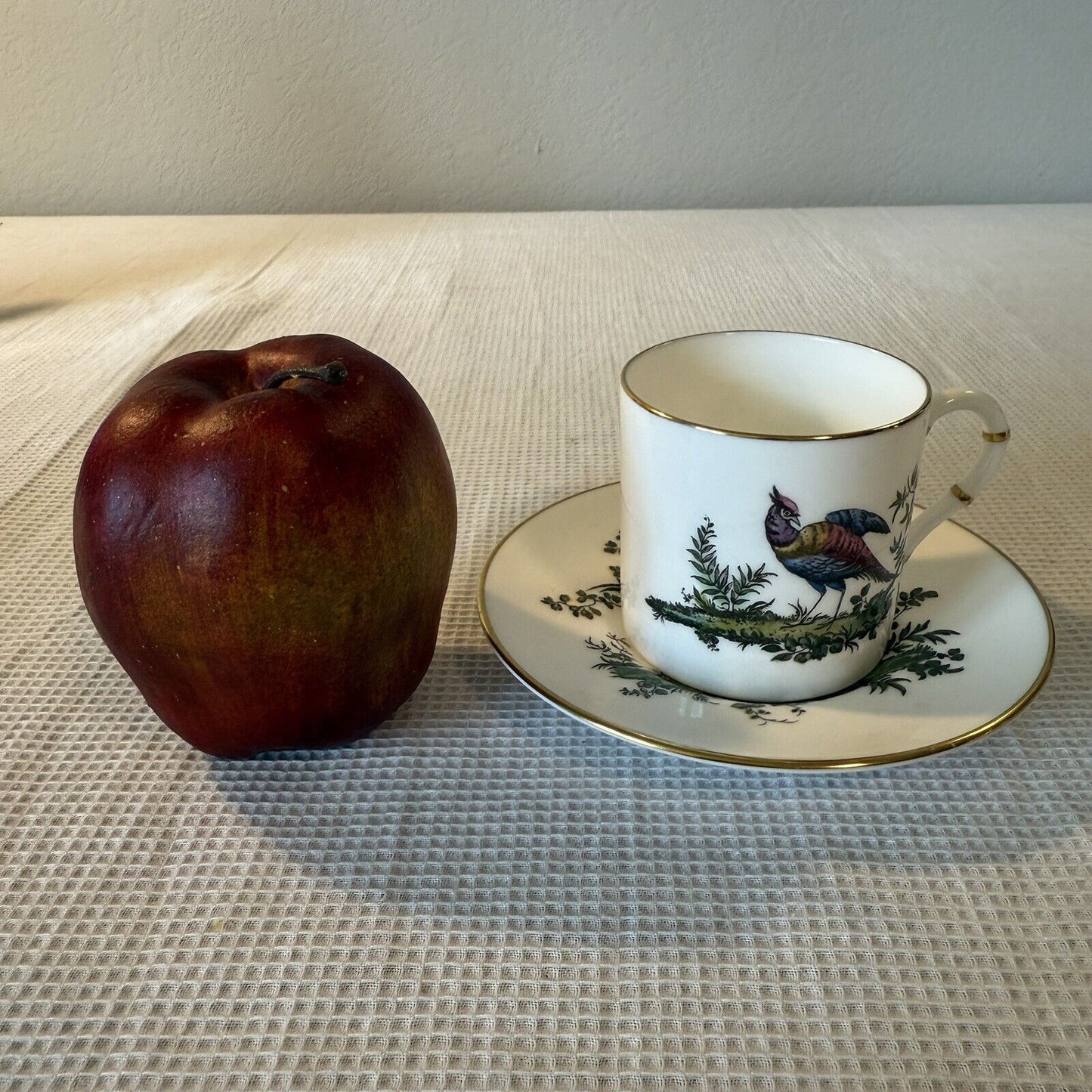 Royal Worcester Tea Cup And Saucer England Fine China Birds Peacock Dining