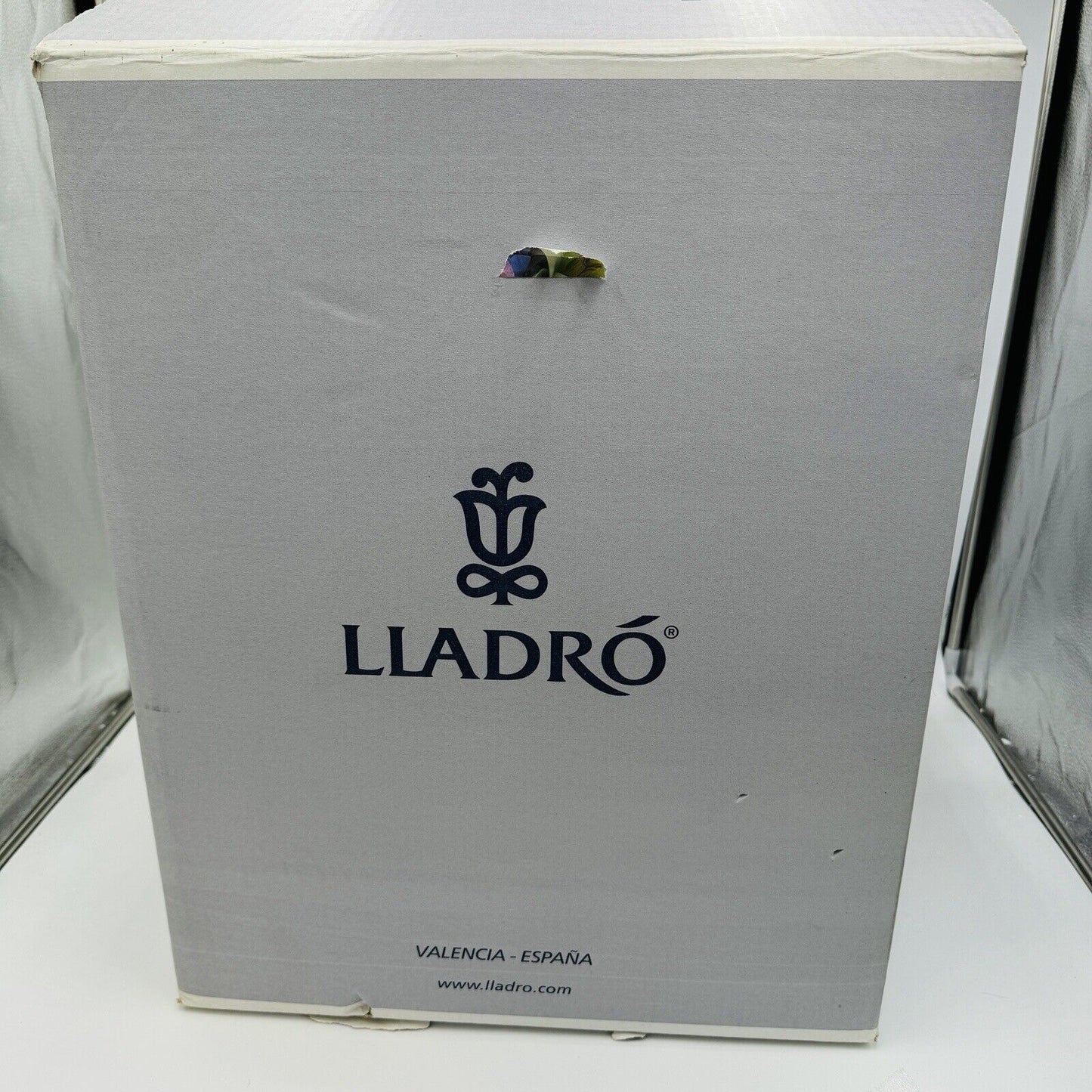 Lladro Sculpture Flowers For Everyone 15in Girl Parasol Boxed Large Lladró Spain