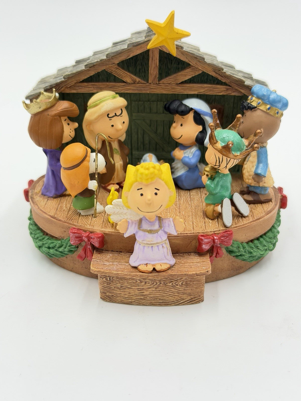 Hallmark Keepsake Peanuts Gang Thats What Christmas Is About Charlie Brown Music