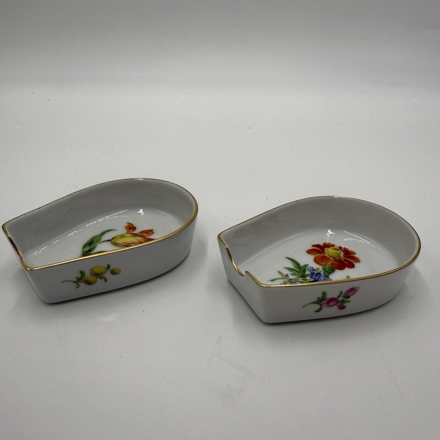 Meissen Ashtrays Pair Of Porcelain Floral Painted Germany Antique 19th Century