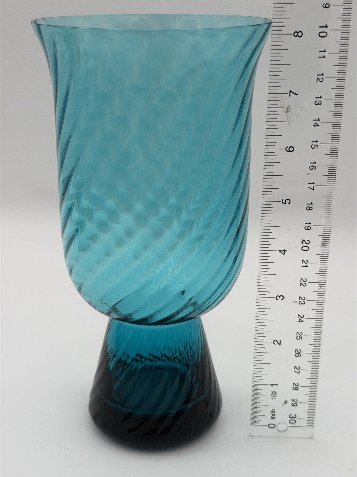 Empoli Italy Handblown Art Glass Diamond Optic Teal Pedestal Vase 8.5” Swirl