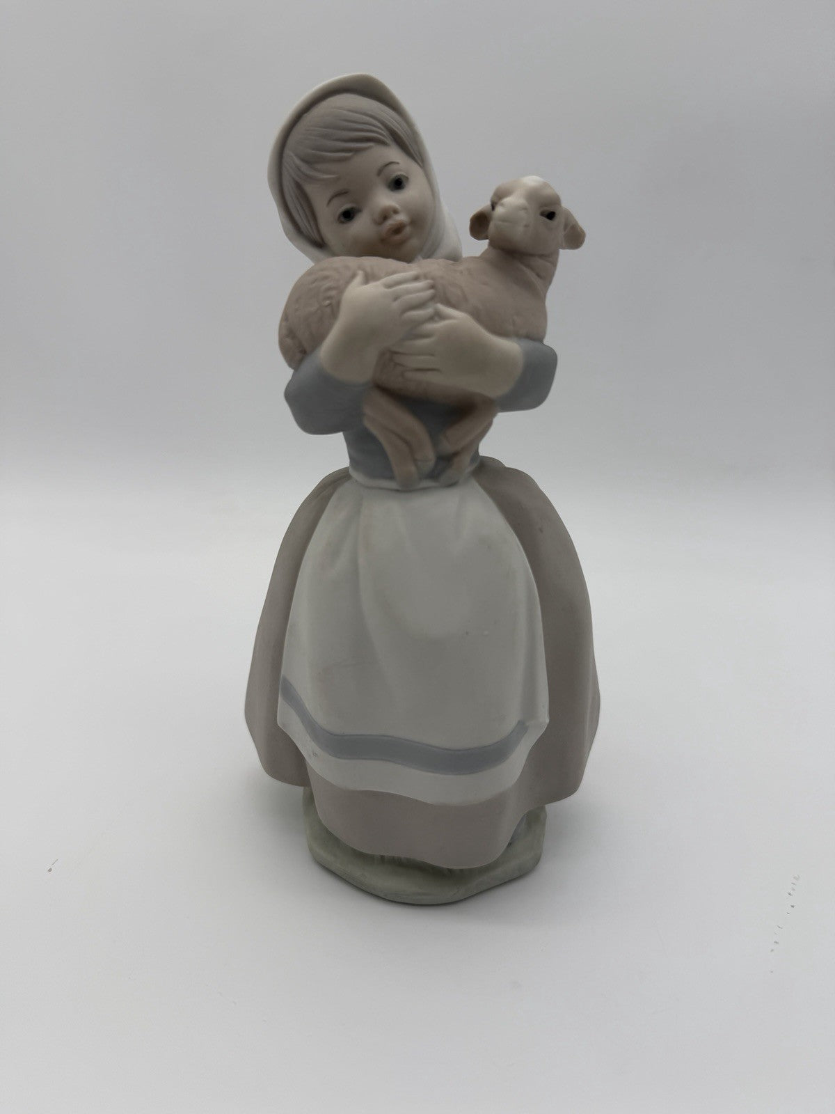 NAO By Lladro Spain porcelain Girl Holding Lamb/sheep 8”figurine Retired Matte