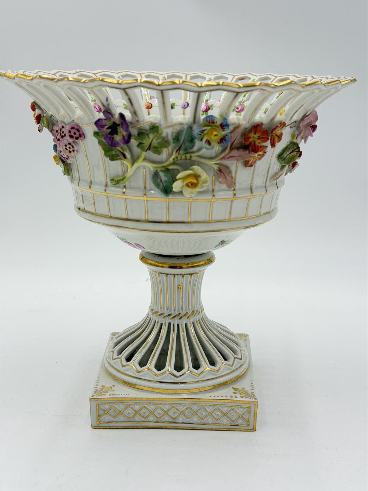 Antique Dresden Porcelain GermanyReticulated Pedestal Bowl W/ Encrusted Flowers