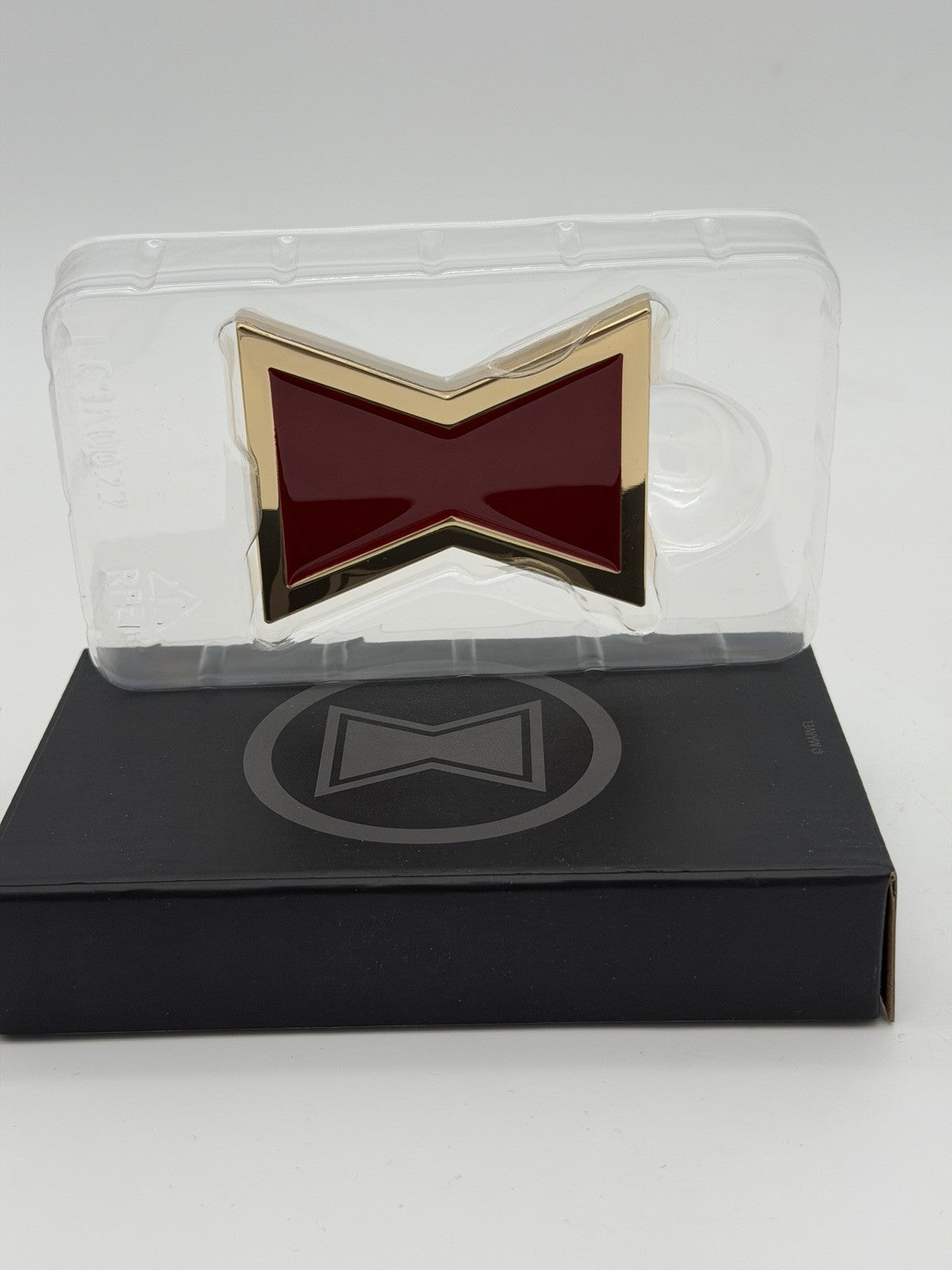 Marvel Avengers Earth Mightiest Collectors Edition Black Widow Belt Buckle Gold