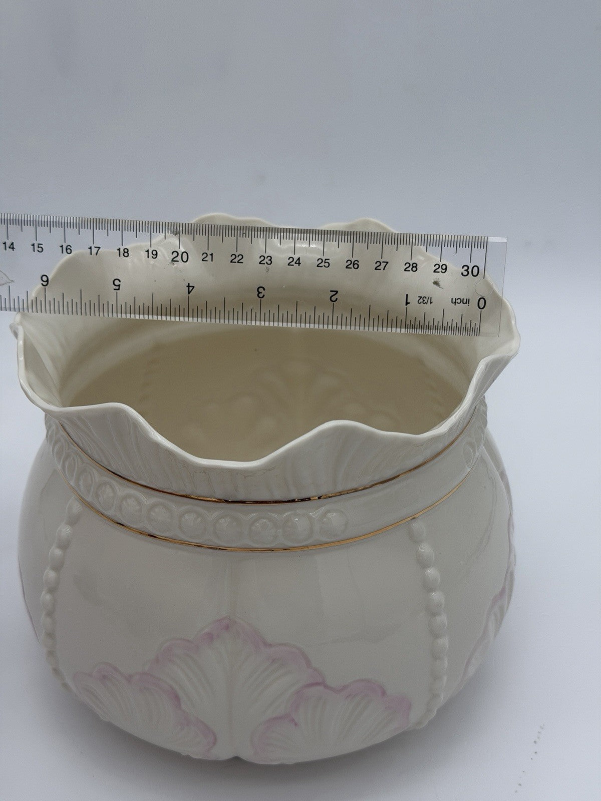 Belleek Ireland Porcelain Rosemore Pink Shell Gold Trim 6" Planter/Bowl Large